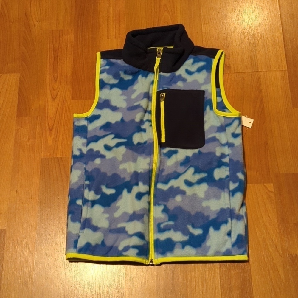 Amazon Essentials Fleece Zip Up Vest Camouflage Blue Size 8 NWT
